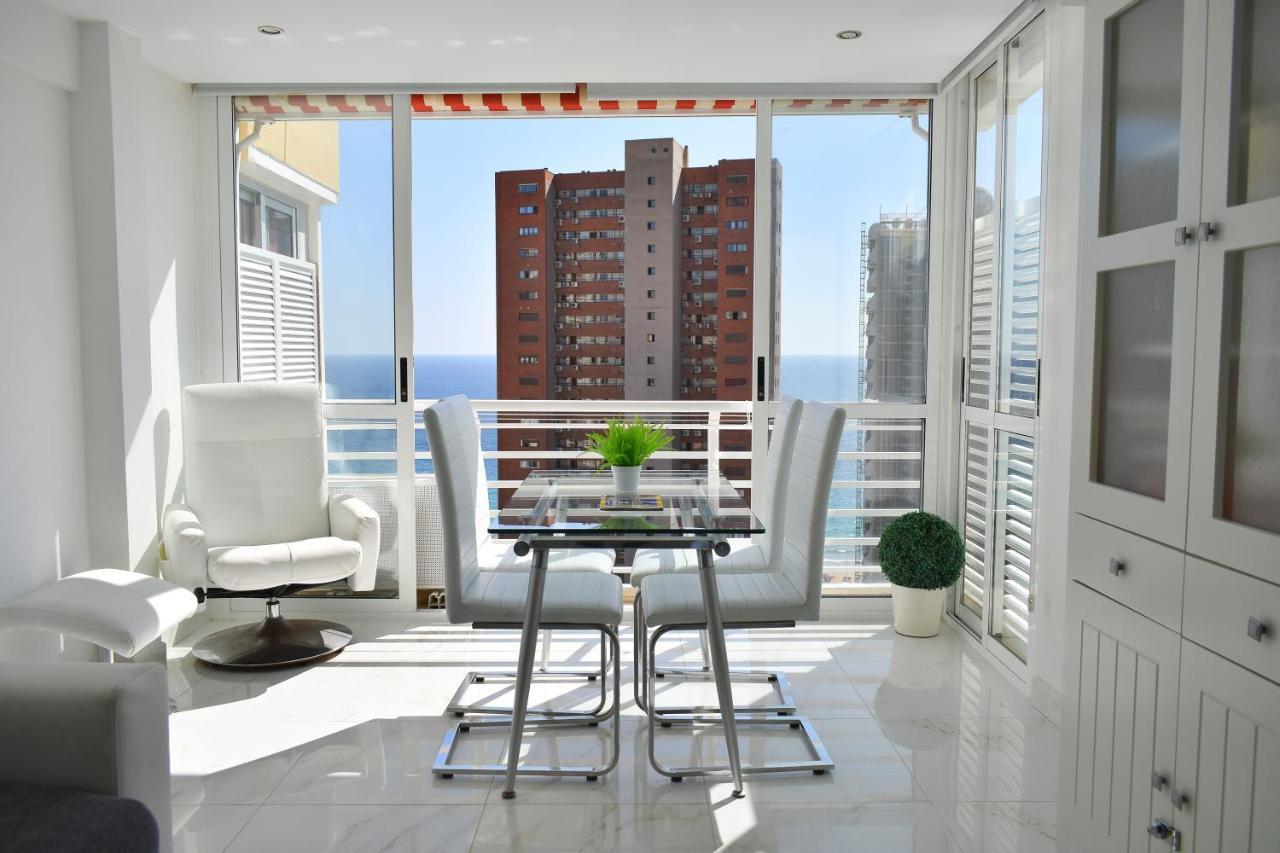 Los Caballos Vip Playa Levante Benidorm Dış mekan fotoğraf