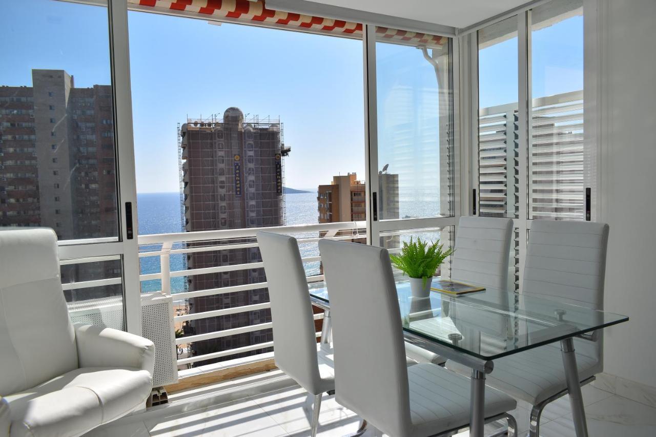 Los Caballos Vip Playa Levante Benidorm Dış mekan fotoğraf