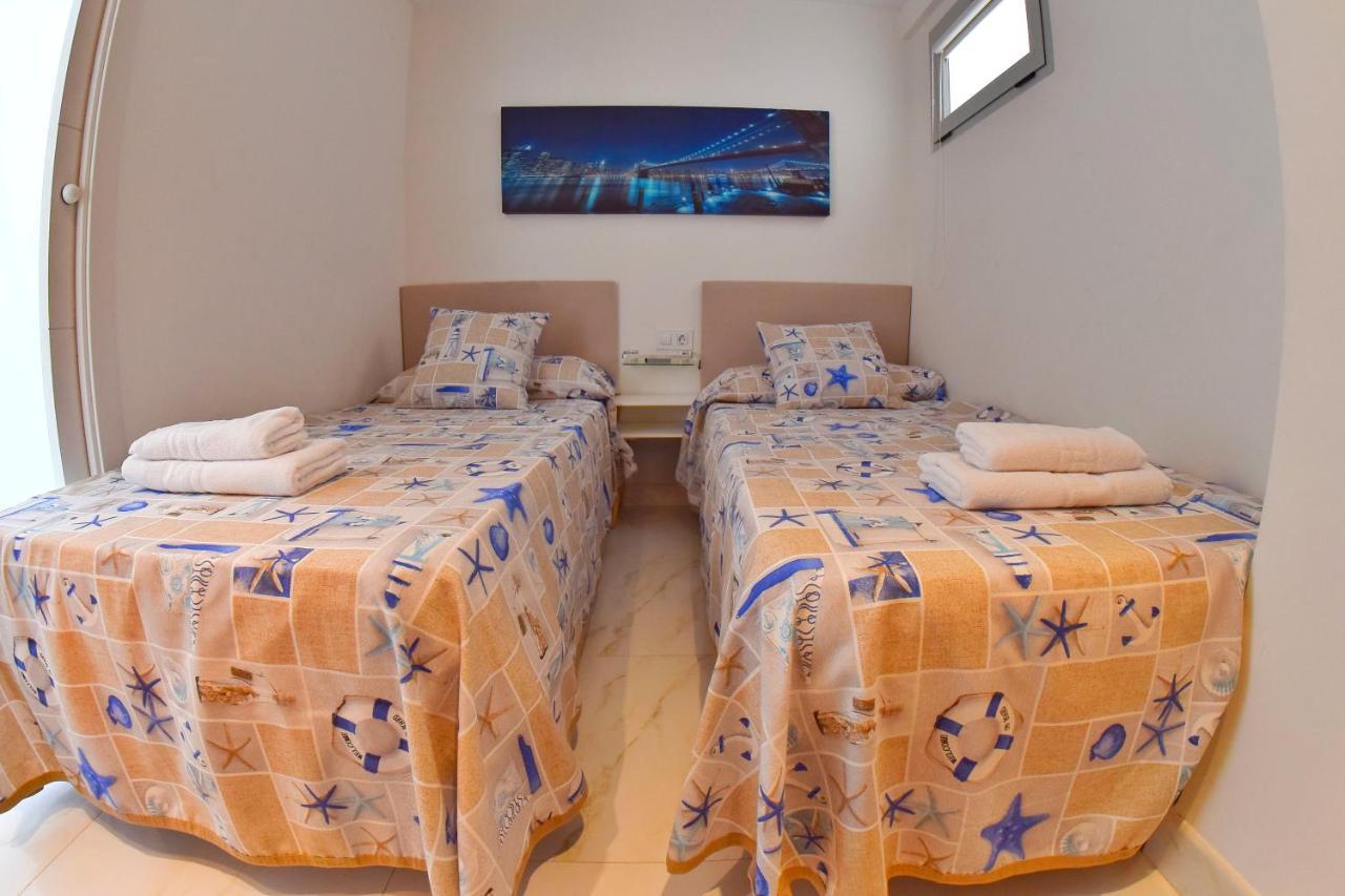 Los Caballos Vip Playa Levante Benidorm Dış mekan fotoğraf
