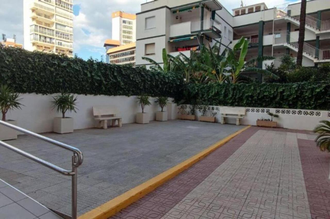 Los Caballos Vip Playa Levante Benidorm Dış mekan fotoğraf
