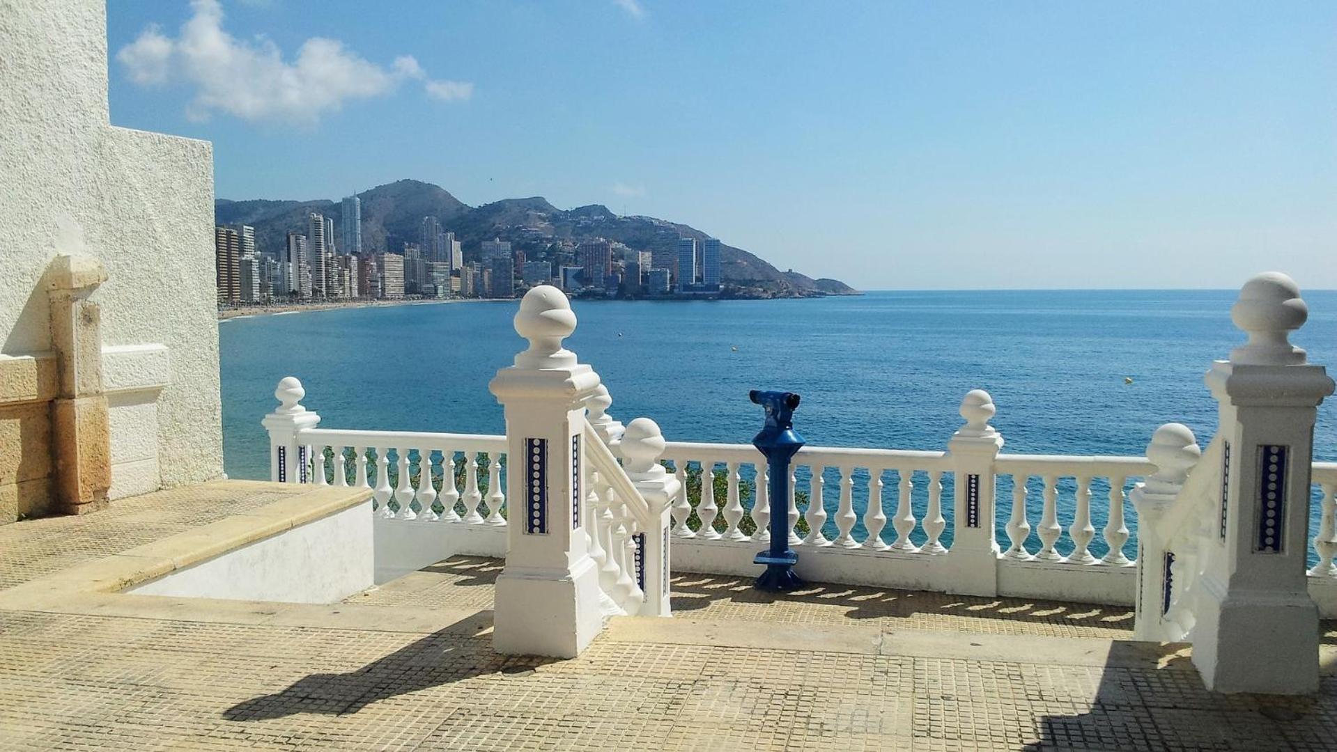 Los Caballos Vip Playa Levante Benidorm Dış mekan fotoğraf